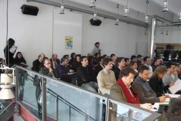 18577_292559087846_253138062846_3353905_