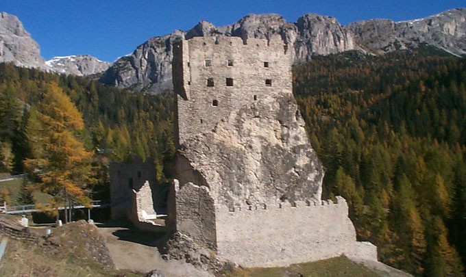 Castello di Andraz a Livinallongo del Col di Lana, Belluno